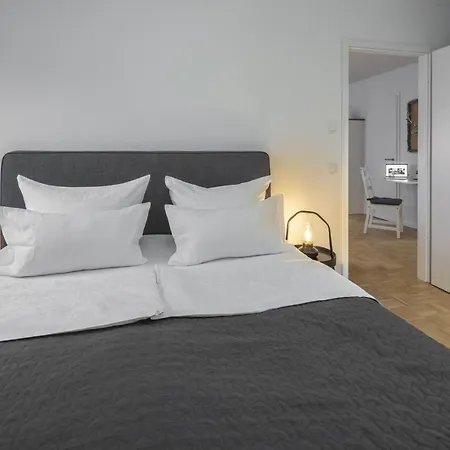 Acapella Barcarolle 60qm, Direkt Am Weinberg, Altstadt, Netflix Inklusive Apartmán Heppenheim (Bergstrasse)