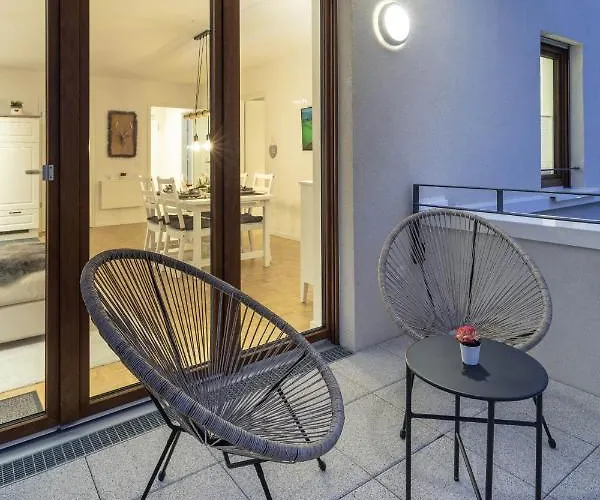 Acapella Barcarolle 60qm, Direkt Am Weinberg, Altstadt, Netflix Inklusive * Heppenheim (Bergstrasse)